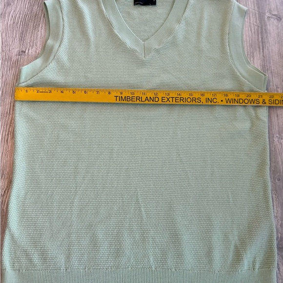 ASOS Design Mens Lightweight Knitted V-Neck Tank Vest Size Medium in Sage Green - Picture 10 of 10